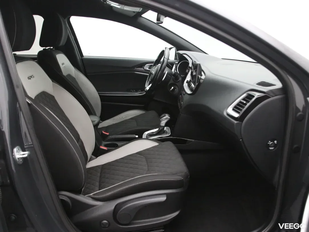 Kia Ceed Plus 1.5 118kW