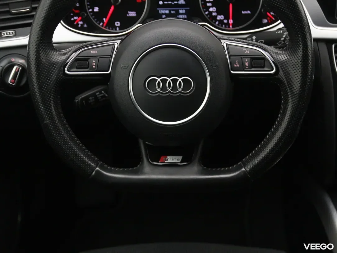 Audi A4 1.8 125kW