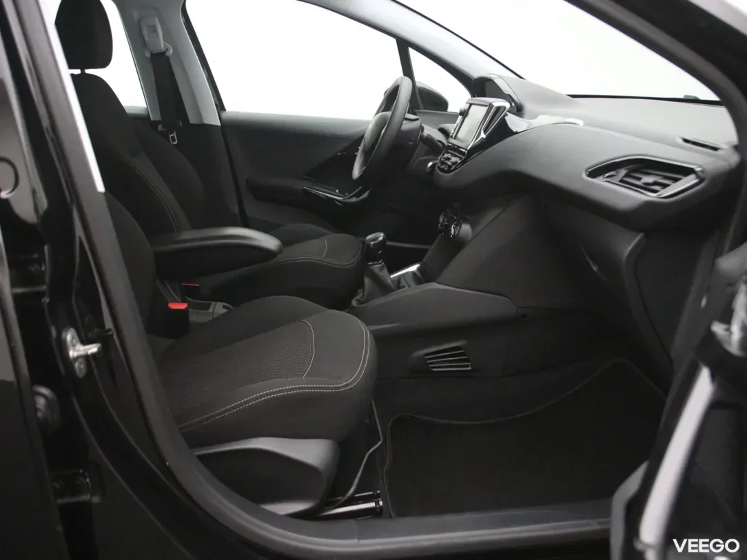 Peugeot 208 1.2 60kW