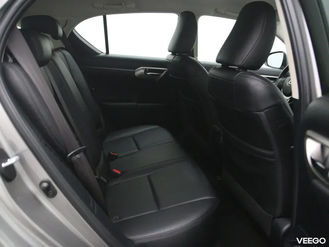 Lexus ct-200h 1.8 100kW