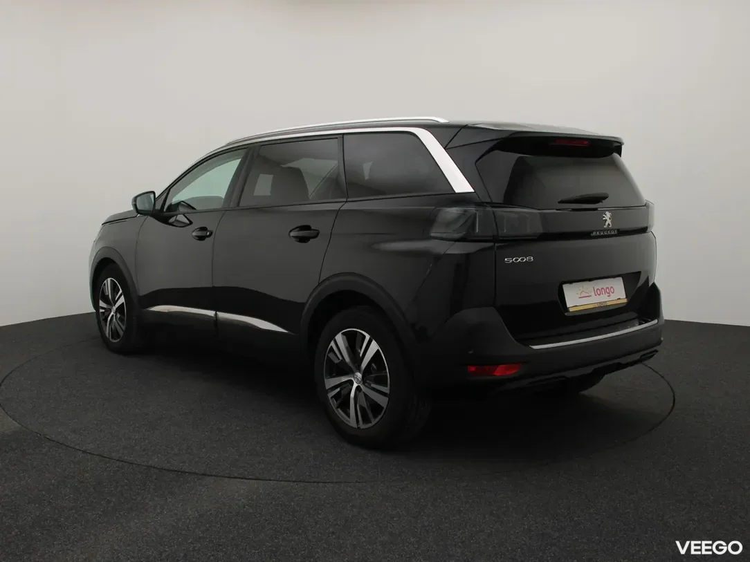 Peugeot 5008 1.2 96kW