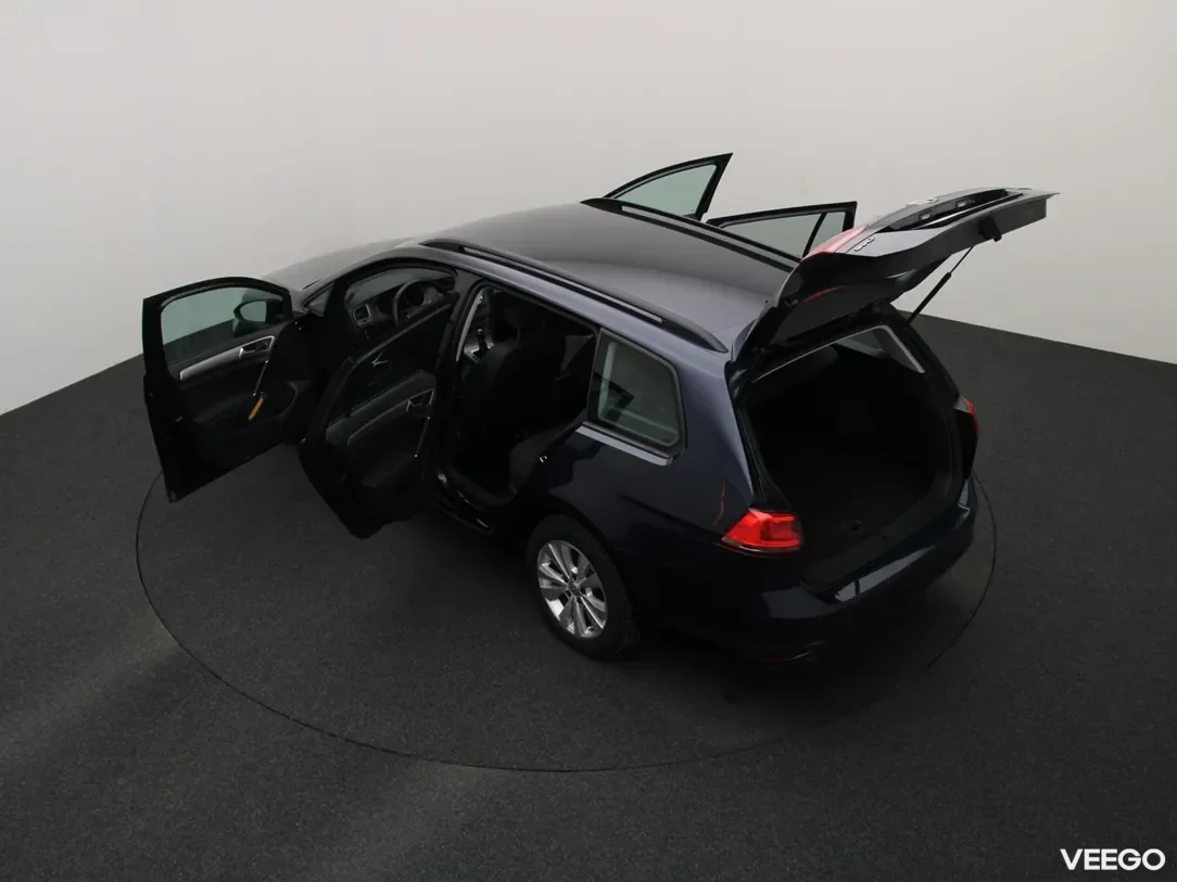 Volkswagen Golf 1.6 81kW