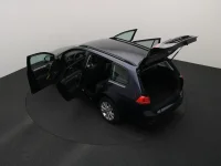 Volkswagen Golf 1.6 81kW thumbnail