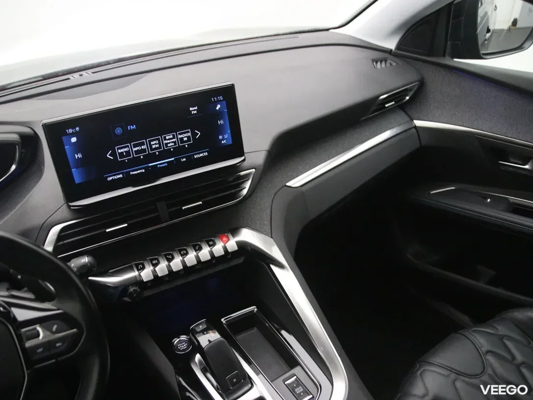 Peugeot 5008 1.2 96kW