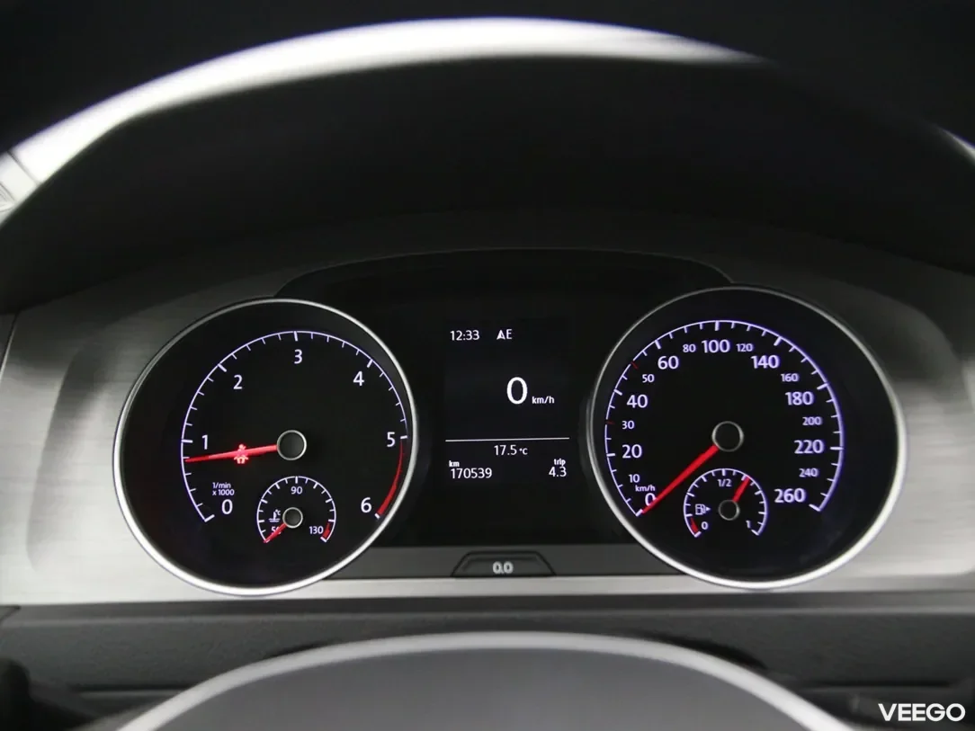 Volkswagen Golf 1.6 81kW