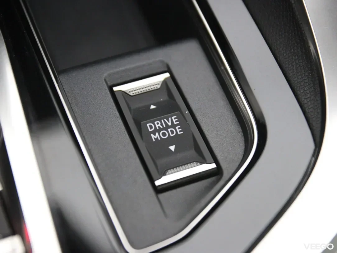 Peugeot 5008 1.2 96kW