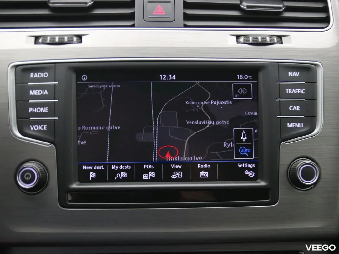 Volkswagen Golf 1.6 81kW