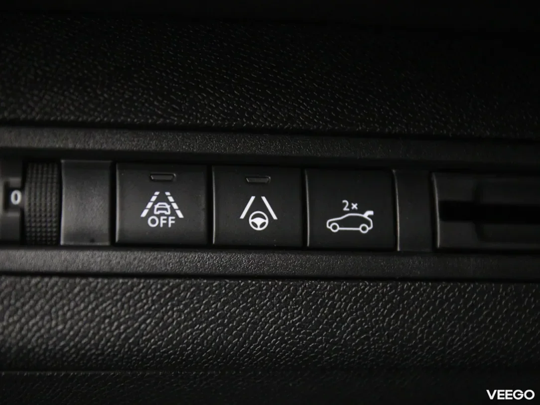 Peugeot 5008 1.2 96kW