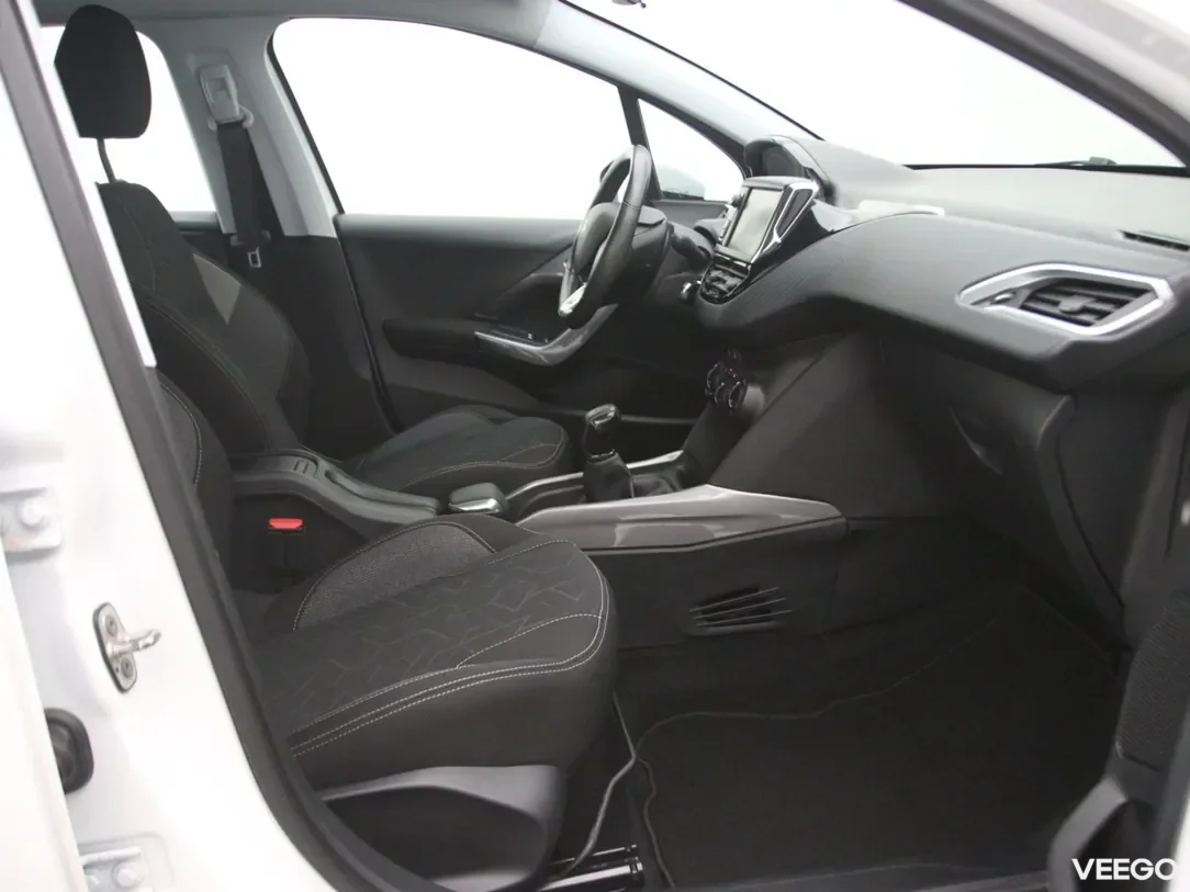 Peugeot 2008 1.2 60kW