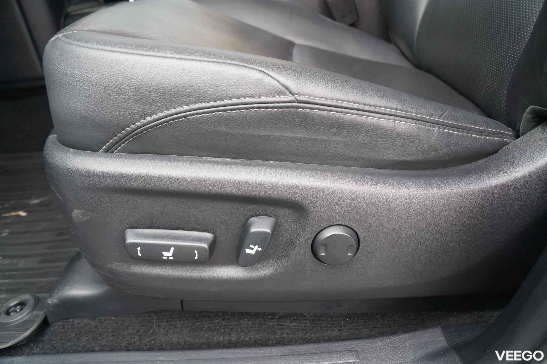 Toyota Land Cruiser 150 Executive Technology Plus N1 2.8 150kW