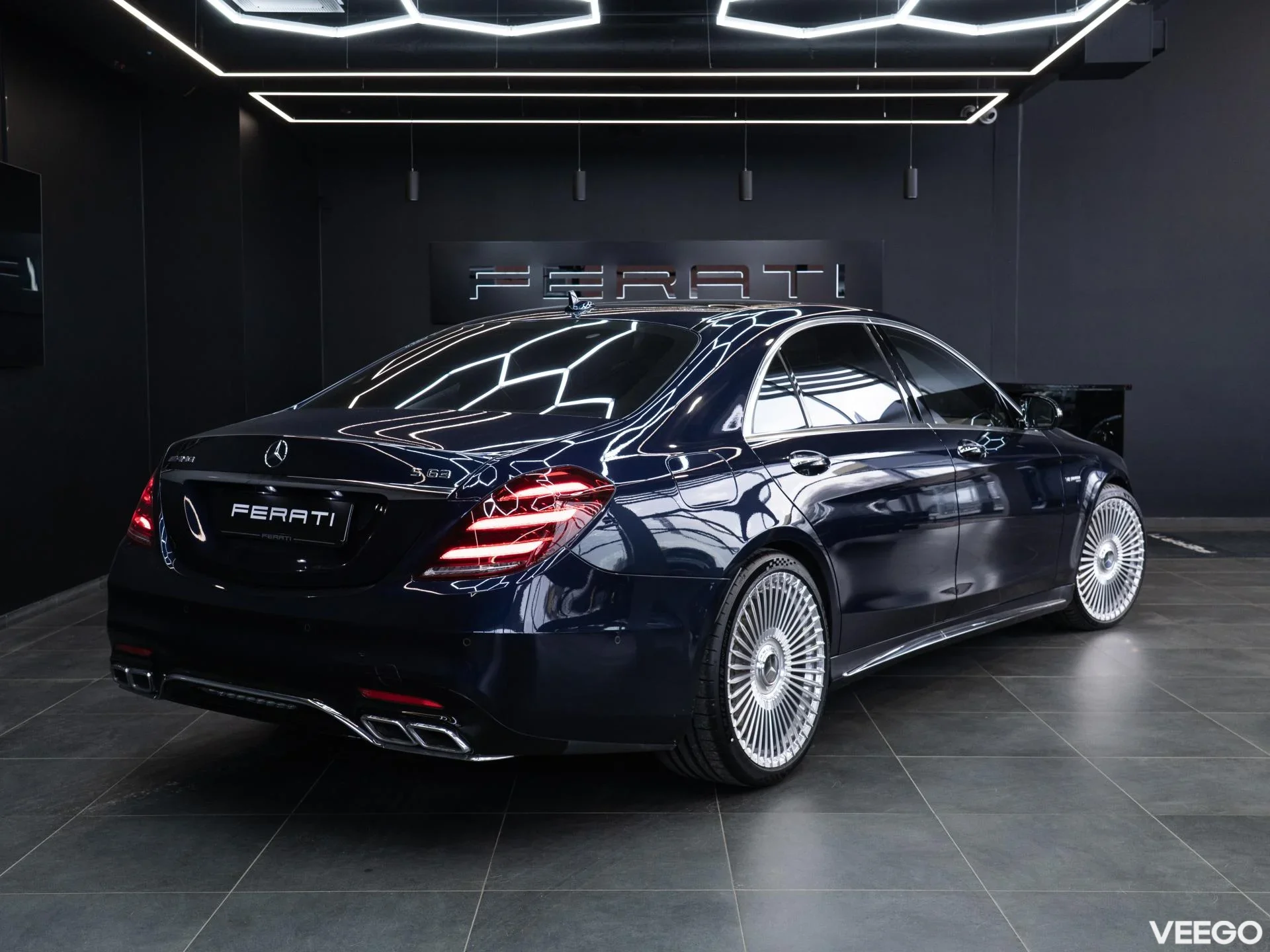 Mercedes-Benz S63 AMG 4.0 450kW