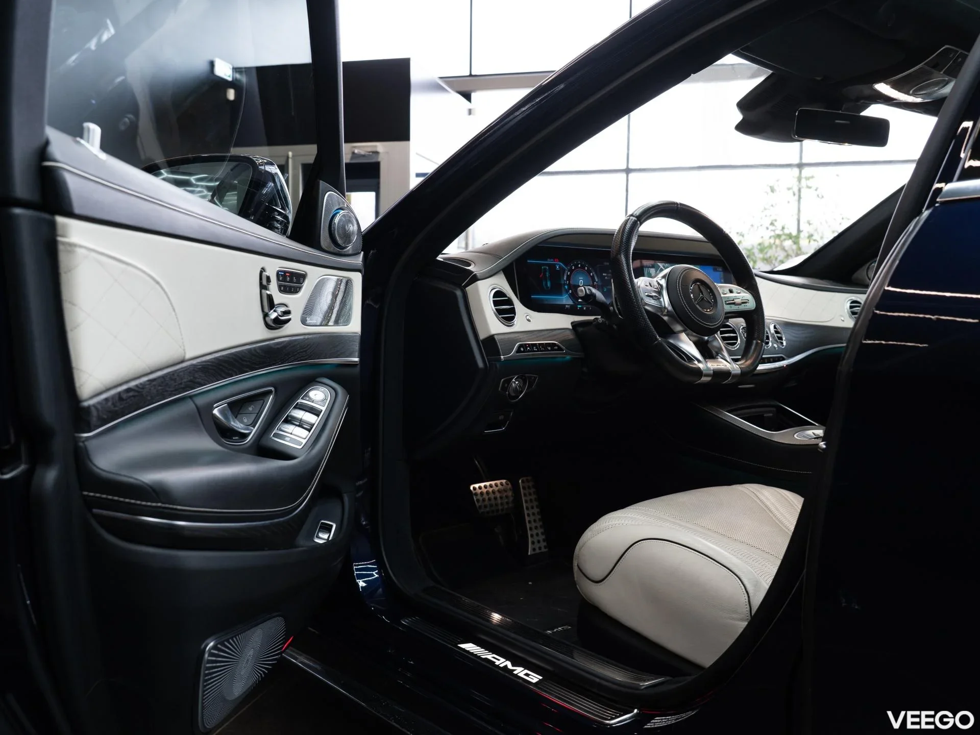 Mercedes-Benz S63 AMG 4.0 450kW