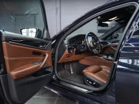 BMW 530 3.0 210kW thumbnail