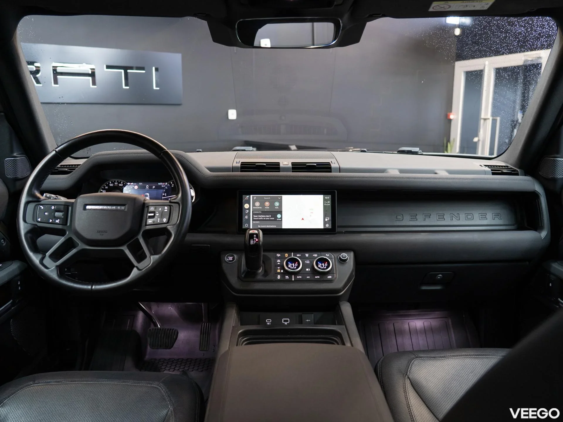 Land Rover Defender 3.0 221kW