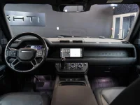 Land Rover Defender 3.0 221kW thumbnail
