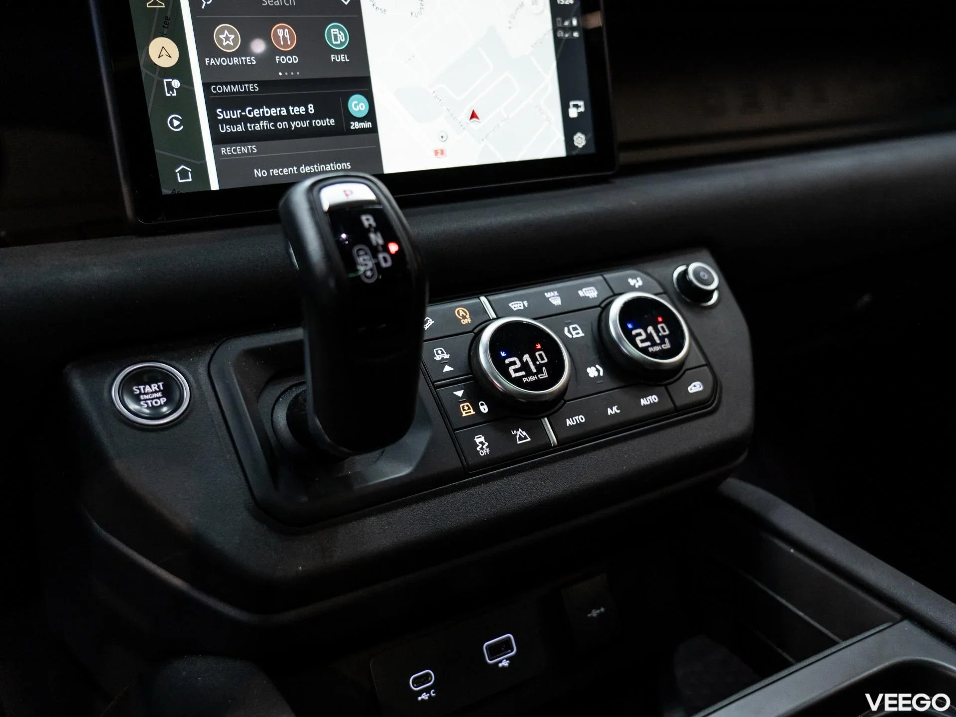 Land Rover Defender 3.0 221kW