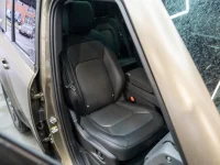 Land Rover Defender 3.0 221kW thumbnail