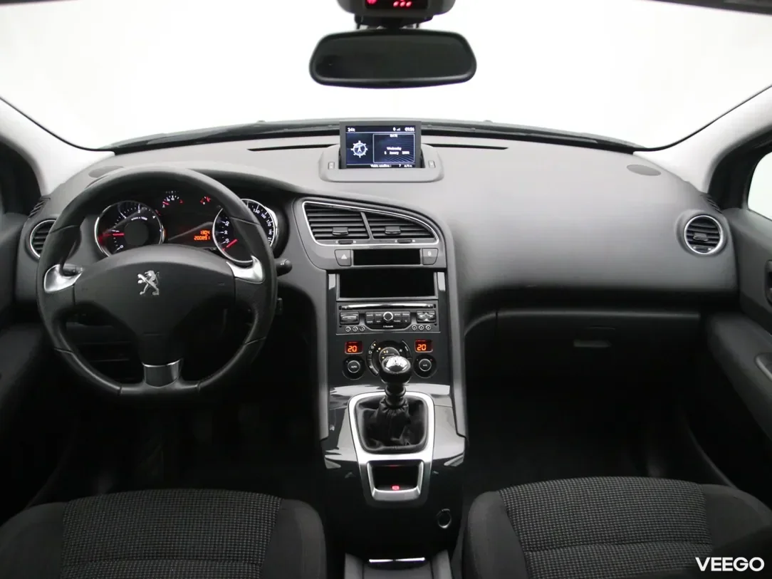 Peugeot 5008 1.6 85kW
