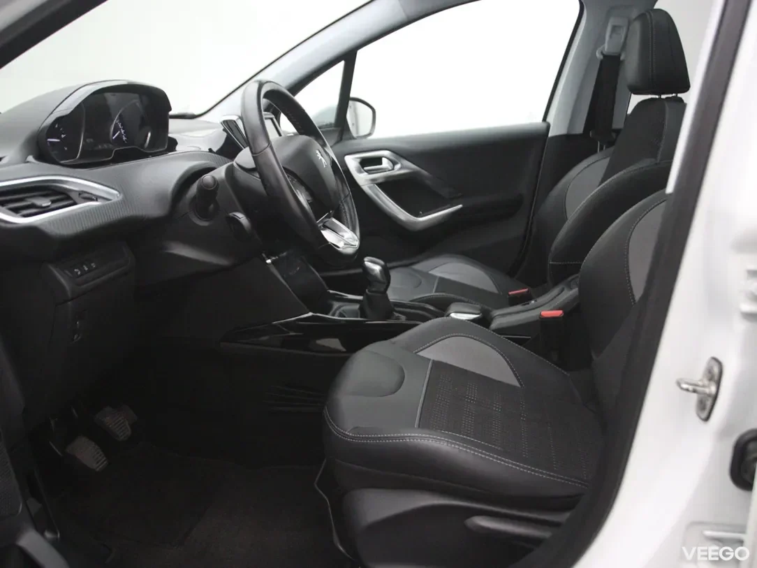 Peugeot 2008 1.2 81kW