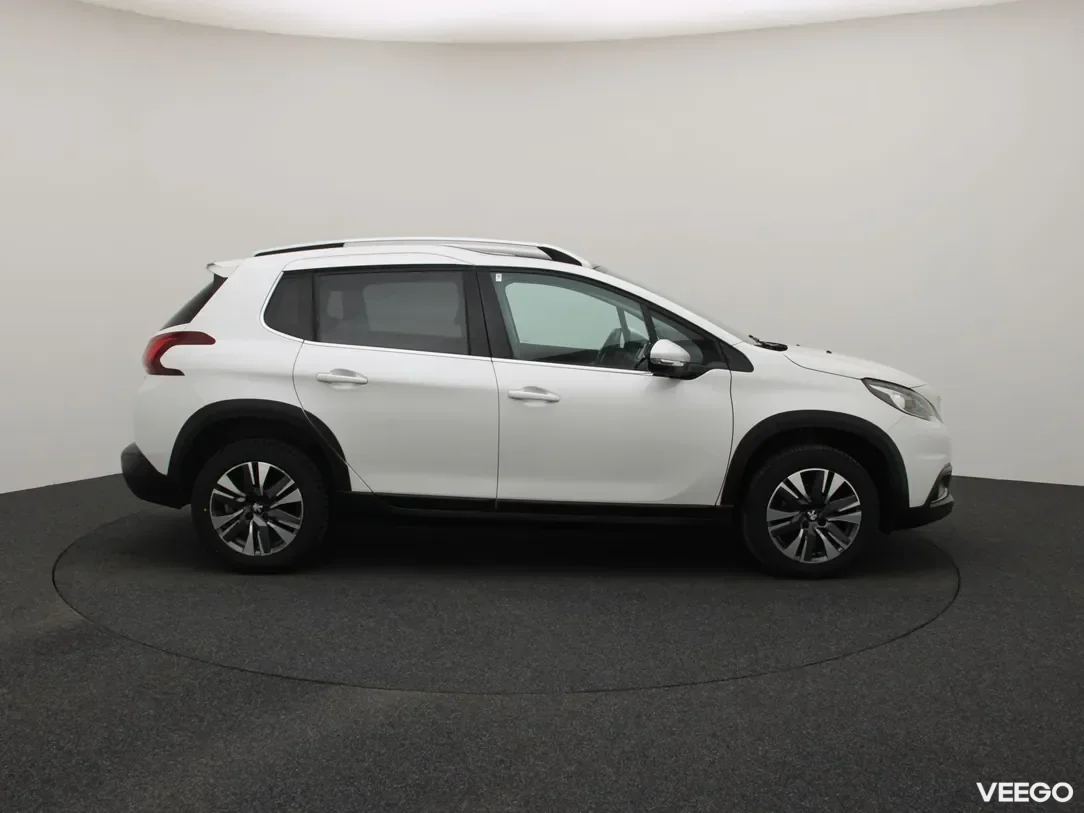 Peugeot 2008 1.2 81kW