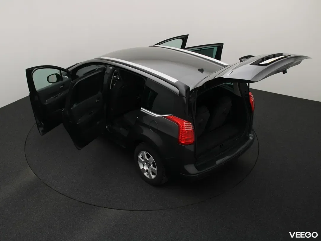 Peugeot 5008 1.6 85kW