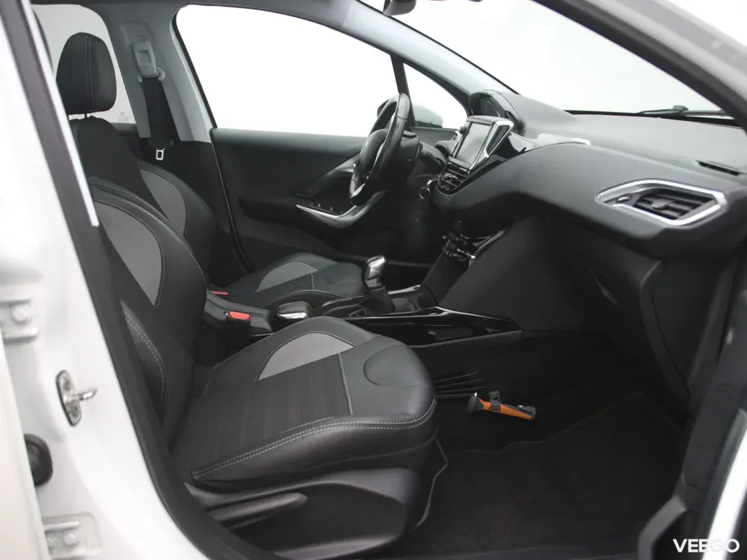 Peugeot 2008 1.2 81kW