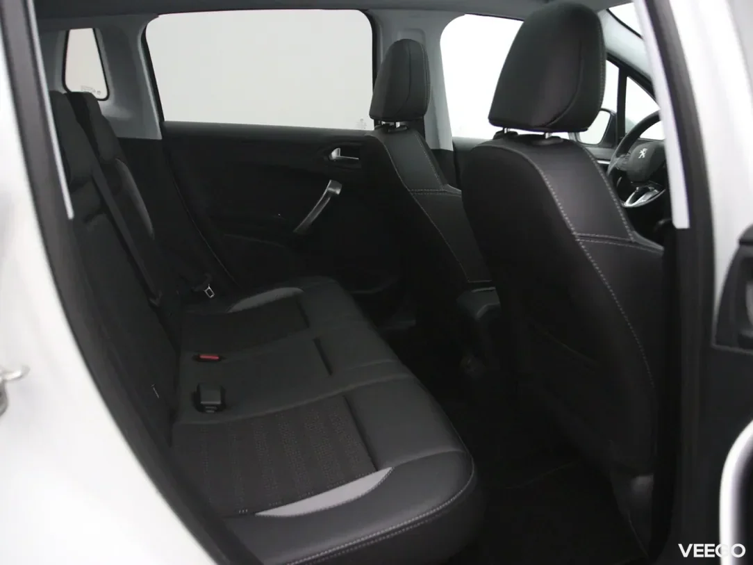 Peugeot 2008 1.2 81kW
