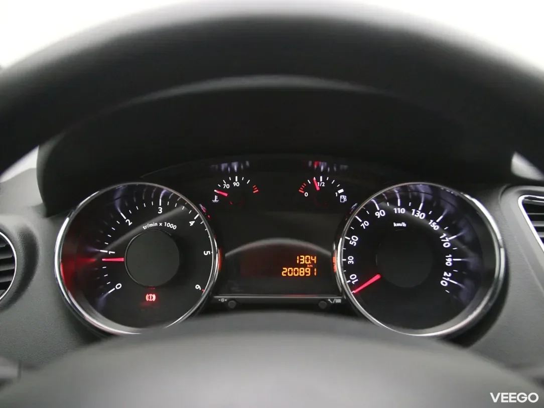 Peugeot 5008 1.6 85kW