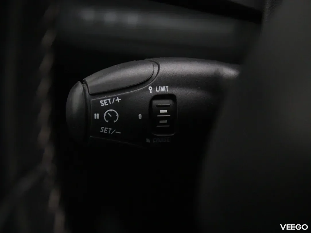 Peugeot 2008 1.2 81kW