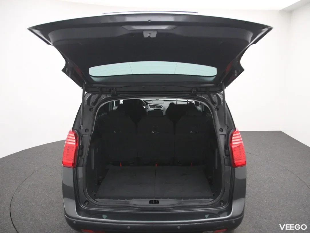 Peugeot 5008 1.6 85kW