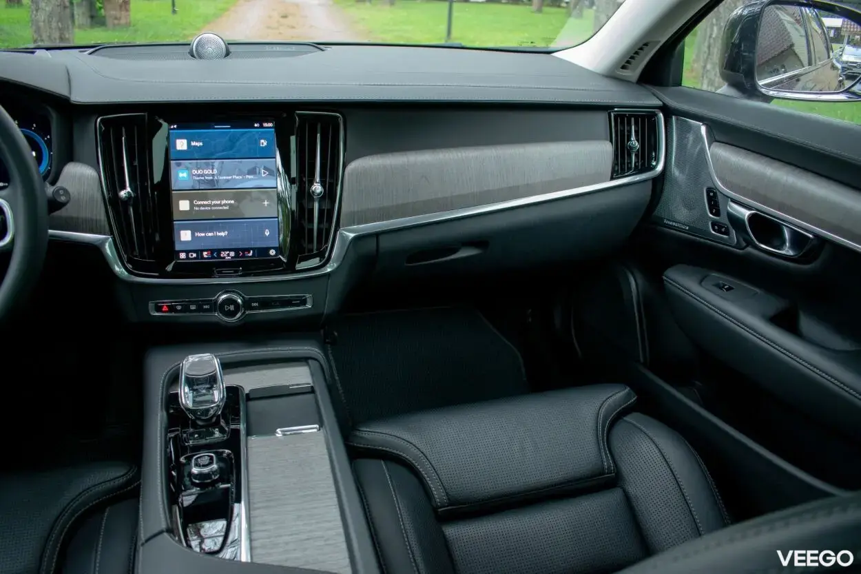 Volvo V90 Cross Country ULTIMATE Xenium FULLOPT 2 183kW