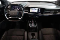 Audi Q4 e-tron 70kW thumbnail