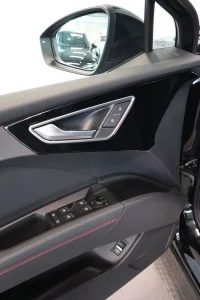 Audi Q4 e-tron 70kW thumbnail