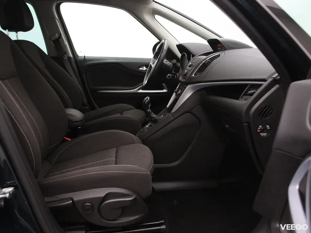 Opel Zafira Tourer 1.6 100kW