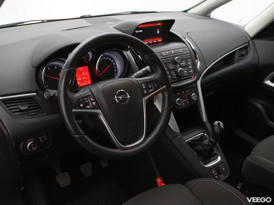 Opel Zafira Tourer 1.6 100kW