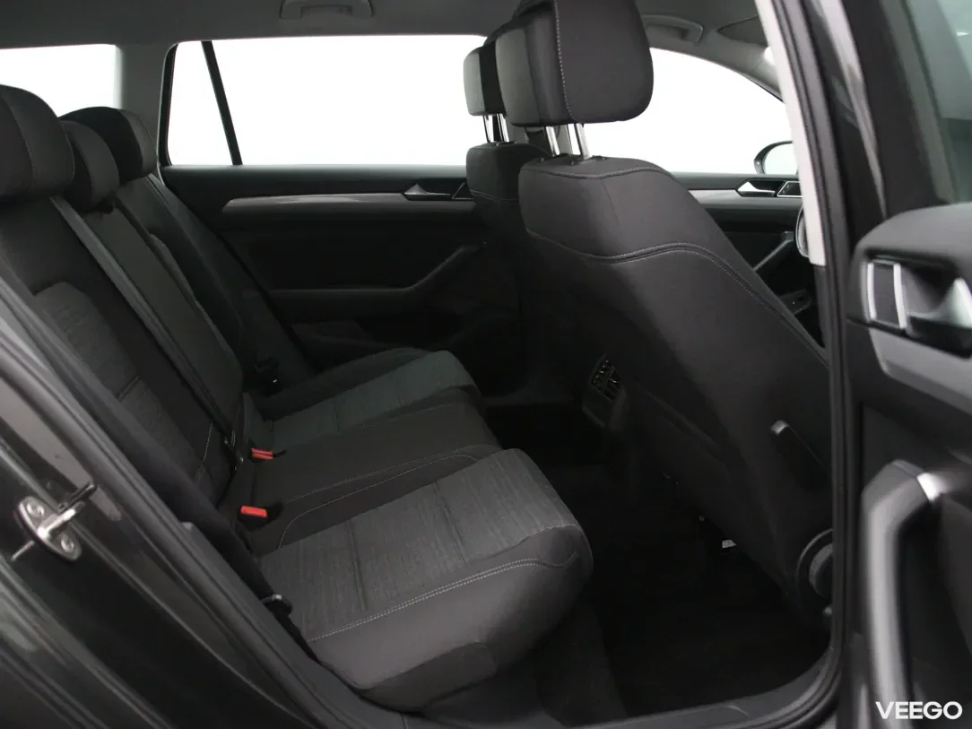 Volkswagen Passat 2 90kW