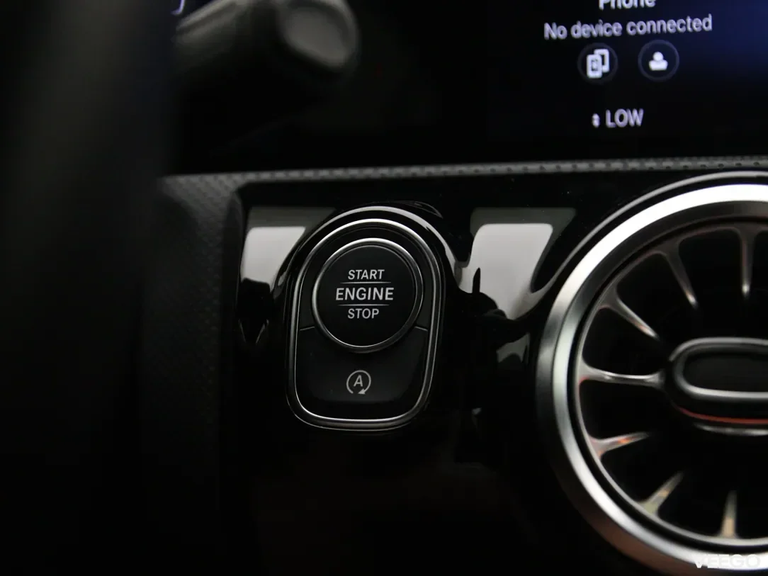 Mercedes-Benz cla-180 1.3 100kW