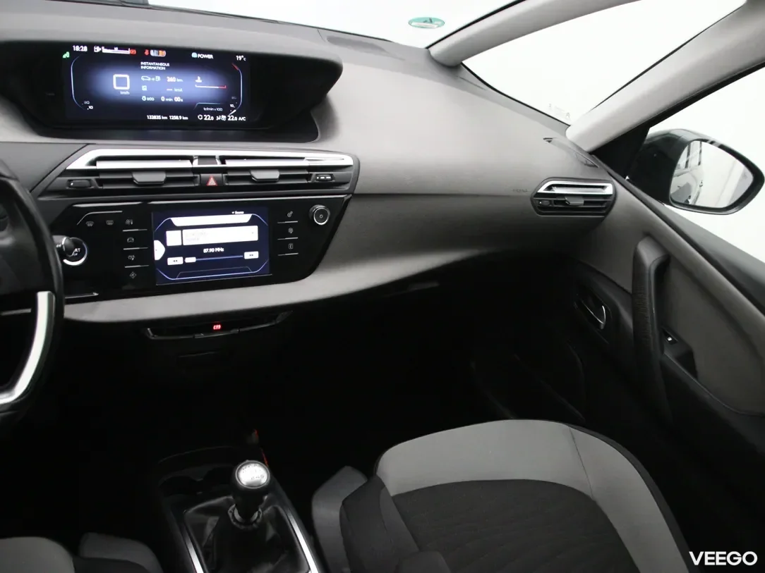 Citroen grand-c4-picasso-spacetourer 2 110kW