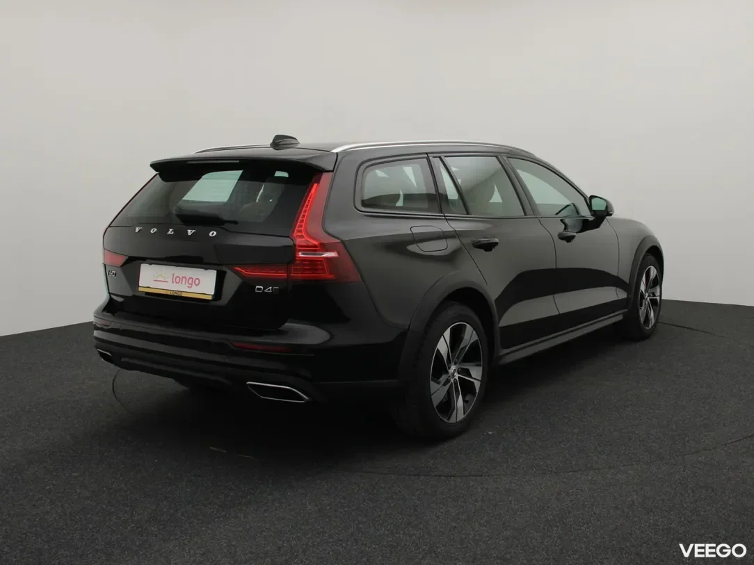 Volvo v60-cross-country 2 140kW