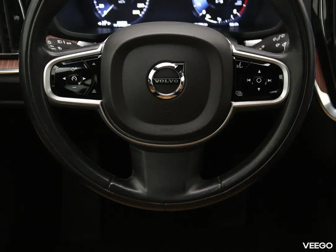 Volvo v60-cross-country 2 140kW