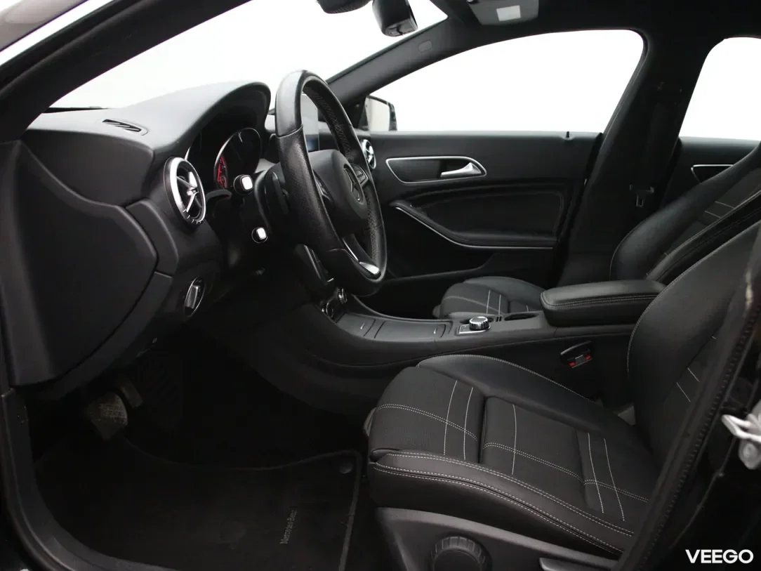 Mercedes-Benz cla-200 2.1 100kW