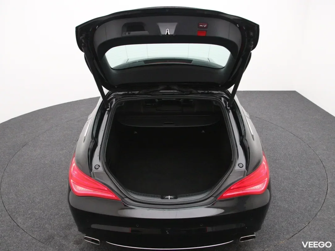 Mercedes-Benz cla-200 2.1 100kW