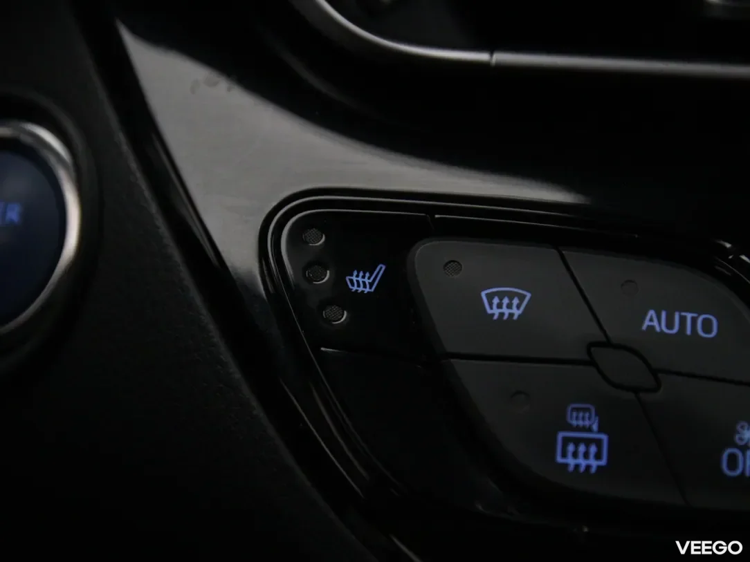 Toyota C-HR 1.8 90kW