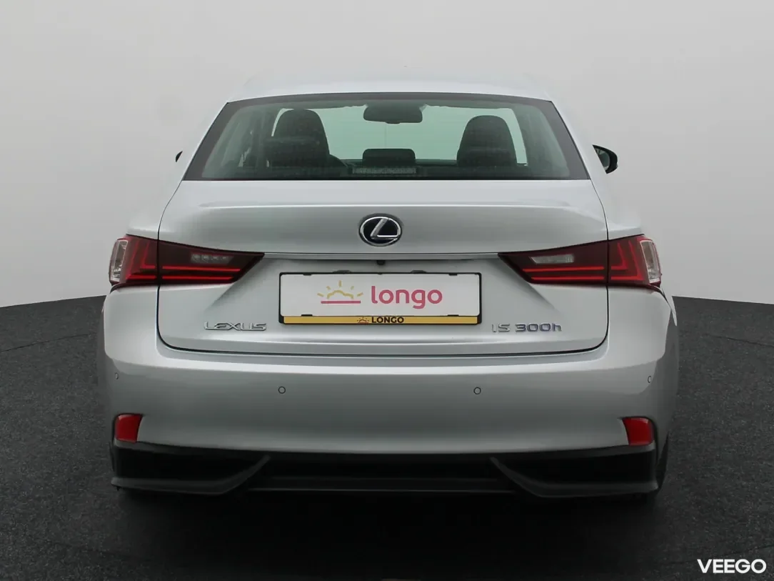 Lexus is-300 2.5 164kW