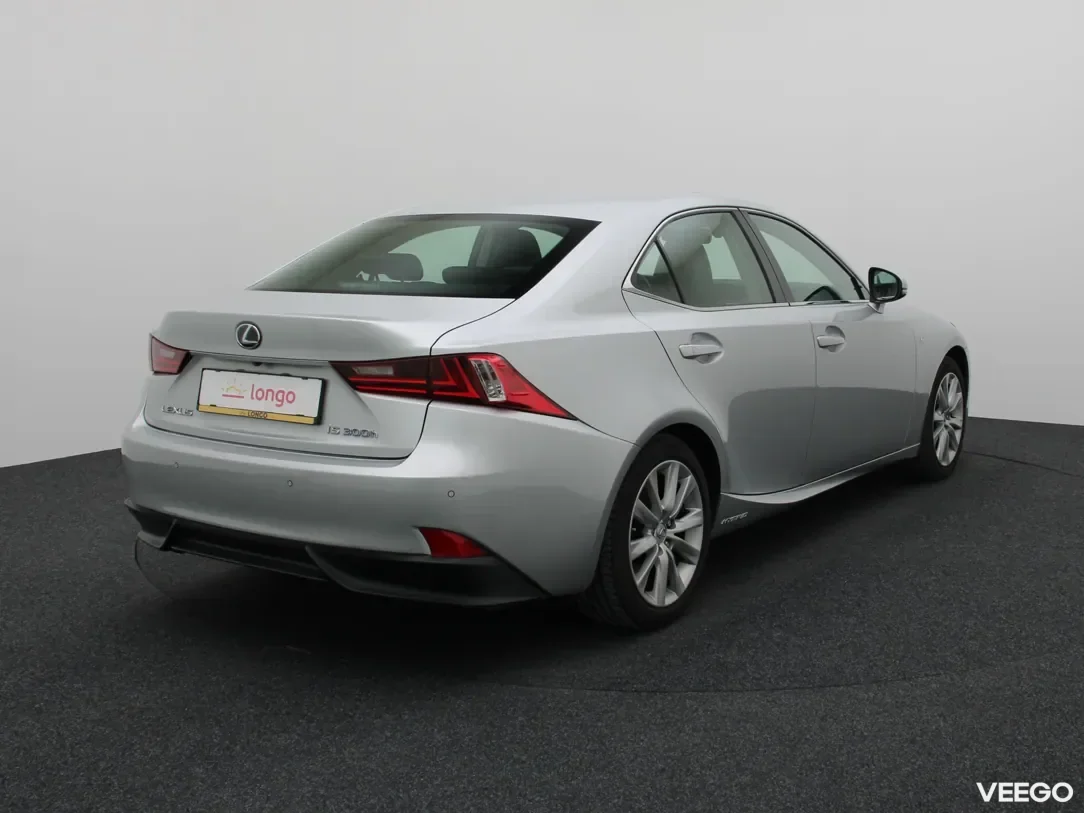 Lexus is-300 2.5 164kW