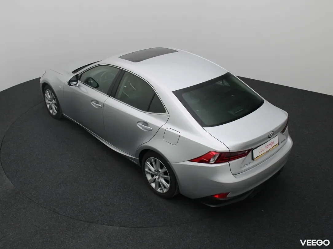 Lexus is-300 2.5 164kW