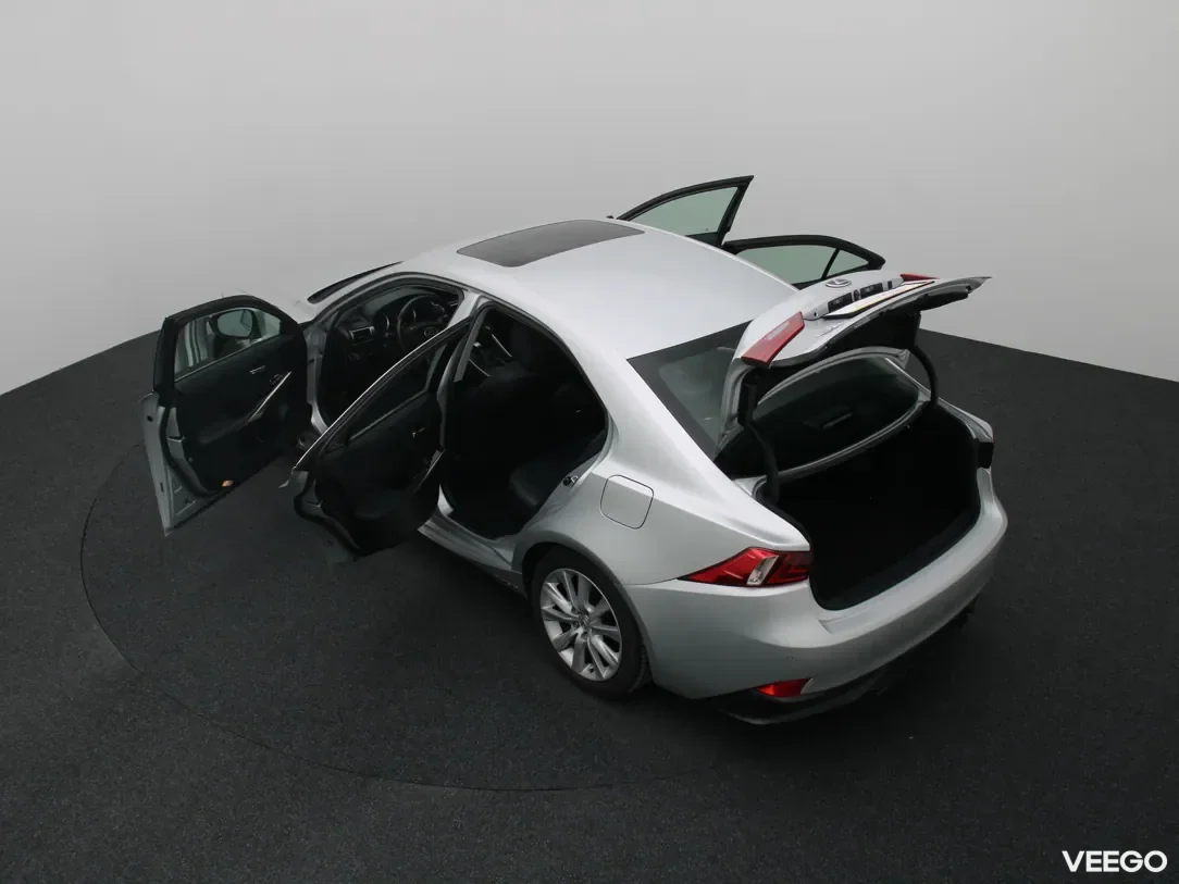 Lexus is-300 2.5 164kW