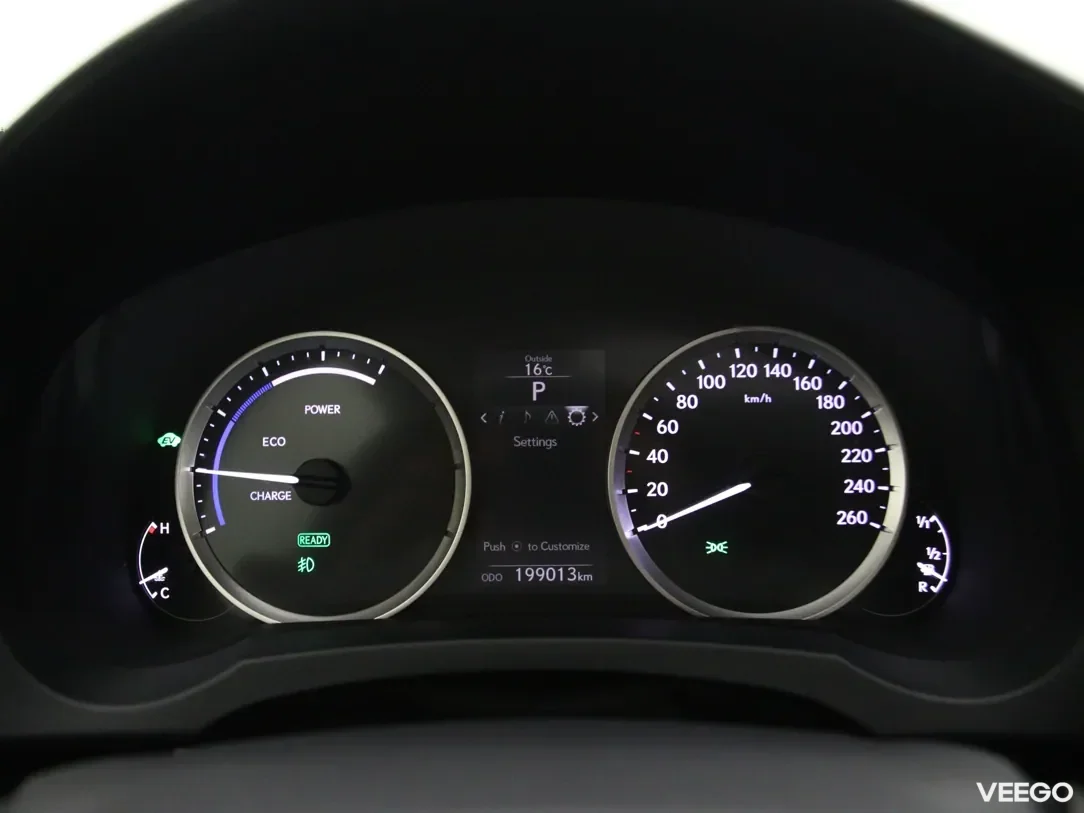 Lexus is-300 2.5 164kW