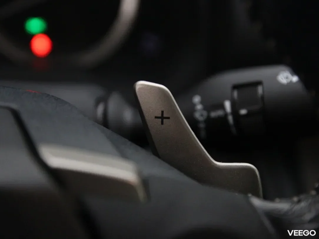 Lexus is-300 2.5 164kW