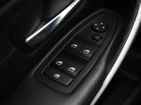 BMW 320 1.6 125kW thumbnail